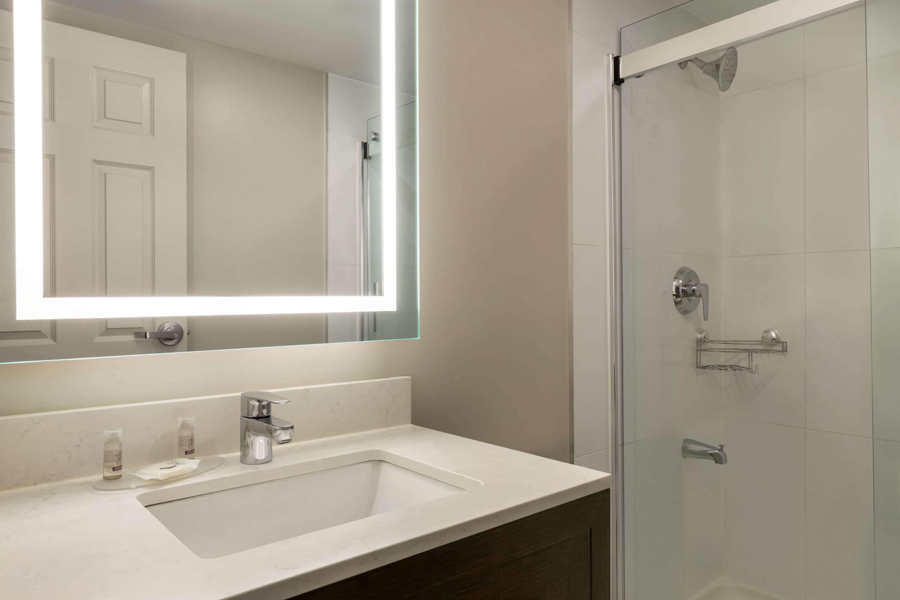 Days Inn By Wyndham Toronto West מיסיסאוגה מראה חיצוני תמונה